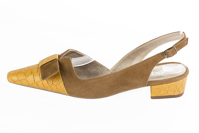 Mustard yellow and caramel brown women's open back shoes, with a knot. Tapered toe. Low block heels. Profile view - Florence KOOIJMAN